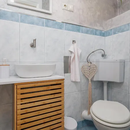 Holiday home House Little Oasis Krk Kras