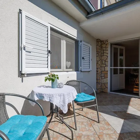 House Little Oasis Krk Holiday home